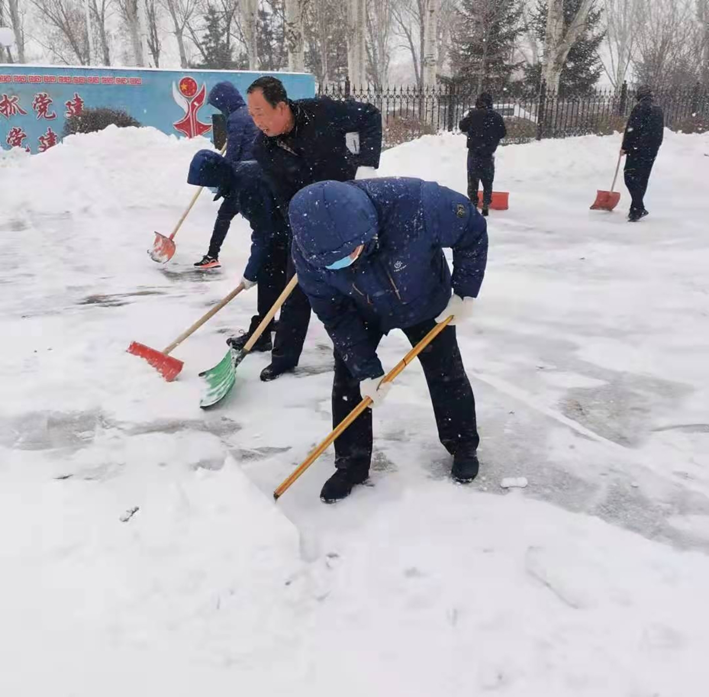 以雪為令！鑫豐集團：既是責(zé)任也是堅守